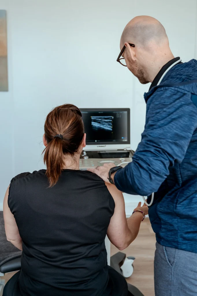 Paramedisch Centrum Geleen - Fysiotherapie | Fitness | Personal Training - verticaal -